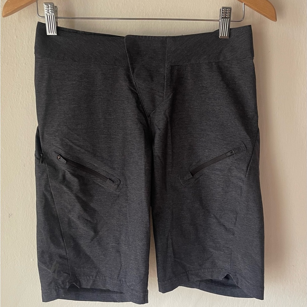 Specialized Dark Gray Athletic Shorts Size XS